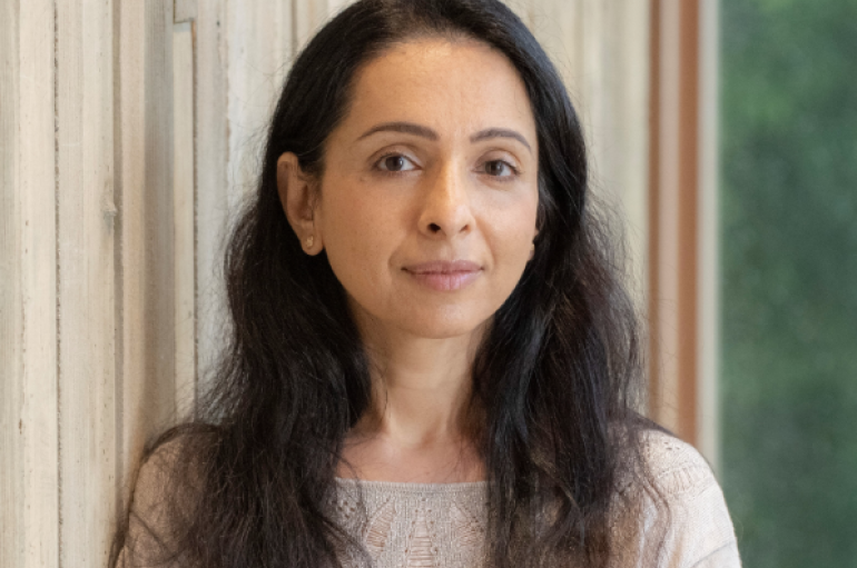 Gurminder Bhogal Headshot