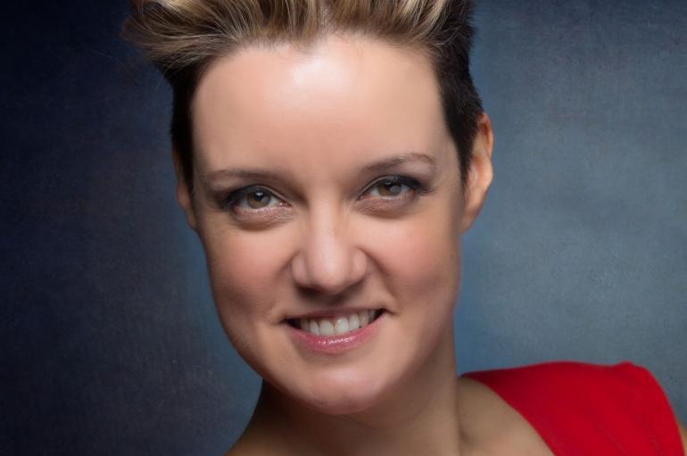 Sarah Brailey headshot