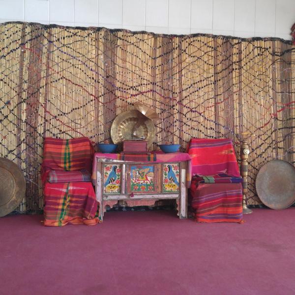 Photo showing a variety of Kurdish instruments