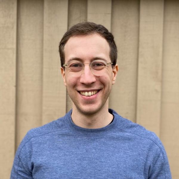 Justin Weiss Headshot