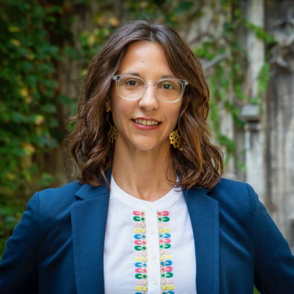 Jennifer Iverson headshot