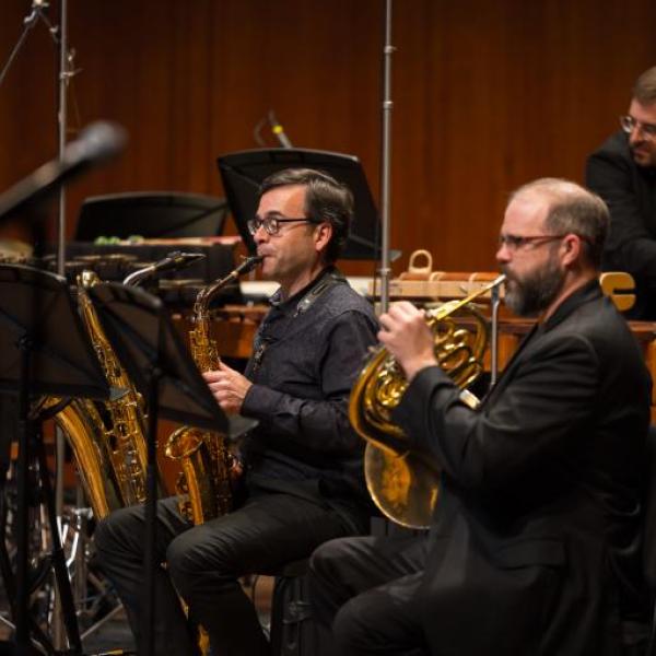 Members of the Grossman Ensemble performance photo