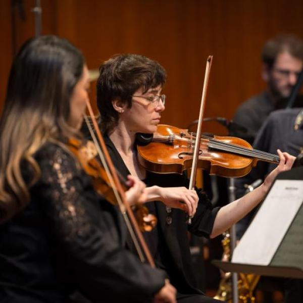Members of the Grossman Ensemble performance photo